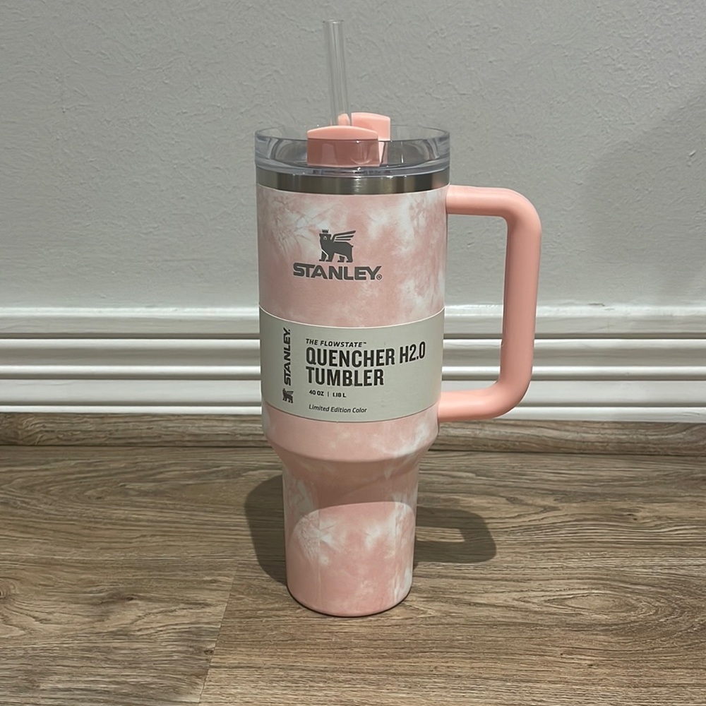 Limited Edition Peach Tie Dye Stanley